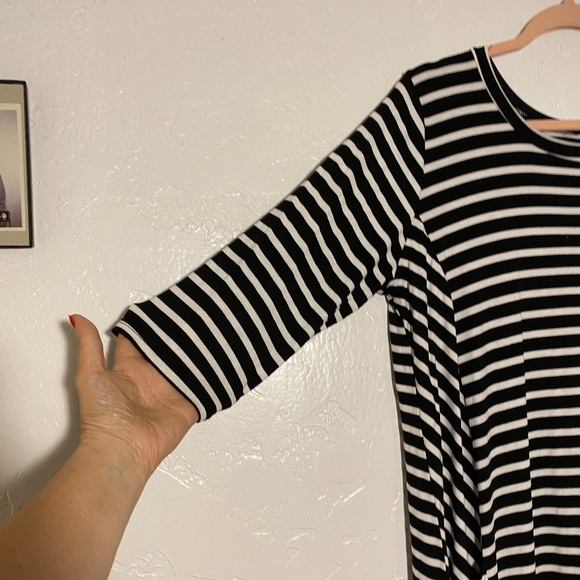 J Mode USA boat neck dress, size 2X. - Picture 4 of 7